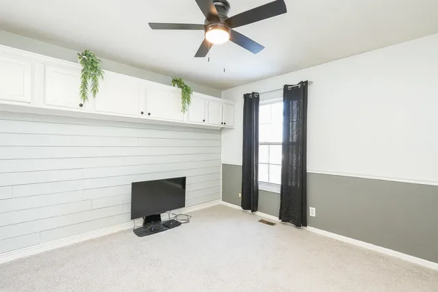 $210,000 | 384 Raven Drive, Manteno, IL 60950