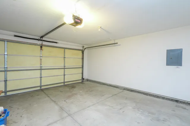 $210,000 | 384 Raven Drive, Manteno, IL 60950