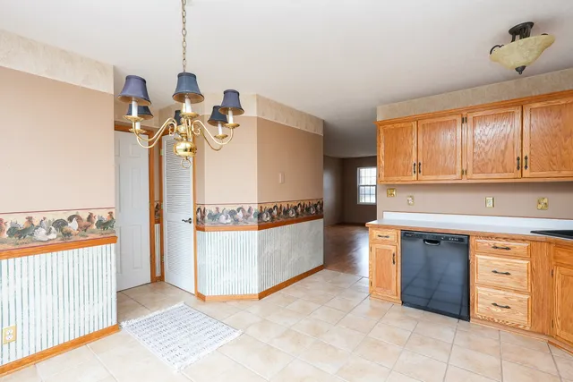 $210,000 | 384 Raven Drive, Manteno, IL 60950