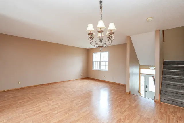 $210,000 | 384 Raven Drive, Manteno, IL 60950