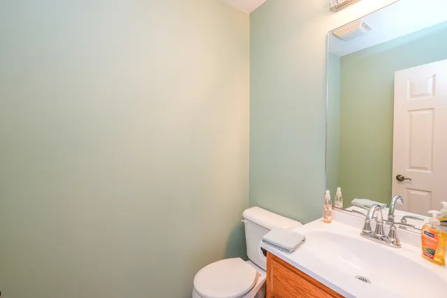 $210,000 | 384 Raven Drive, Manteno, IL 60950