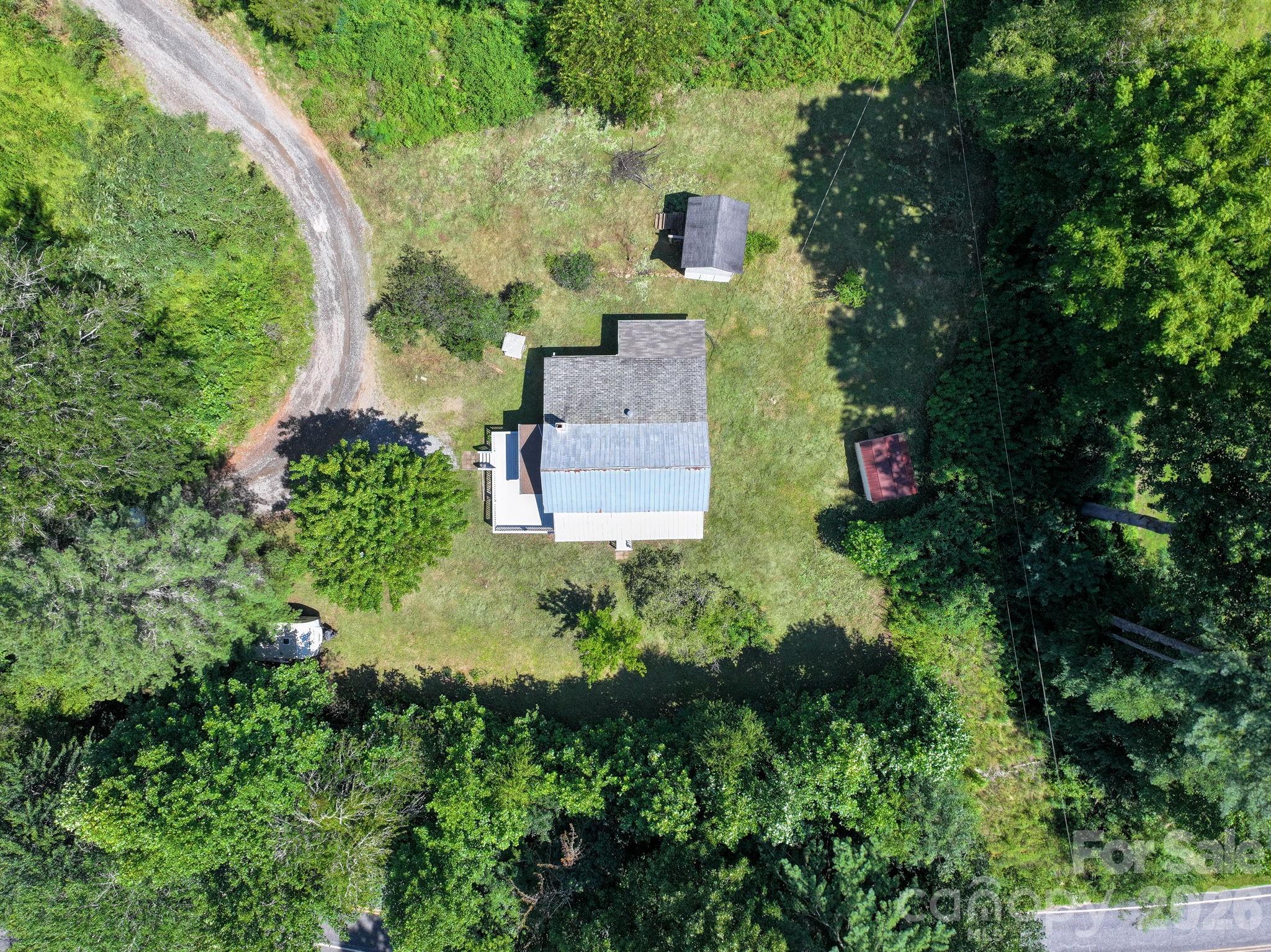 218 Garland Buchanan Road Sylva, NC 28779 - Photo 3 of 34 Gallery Image 3