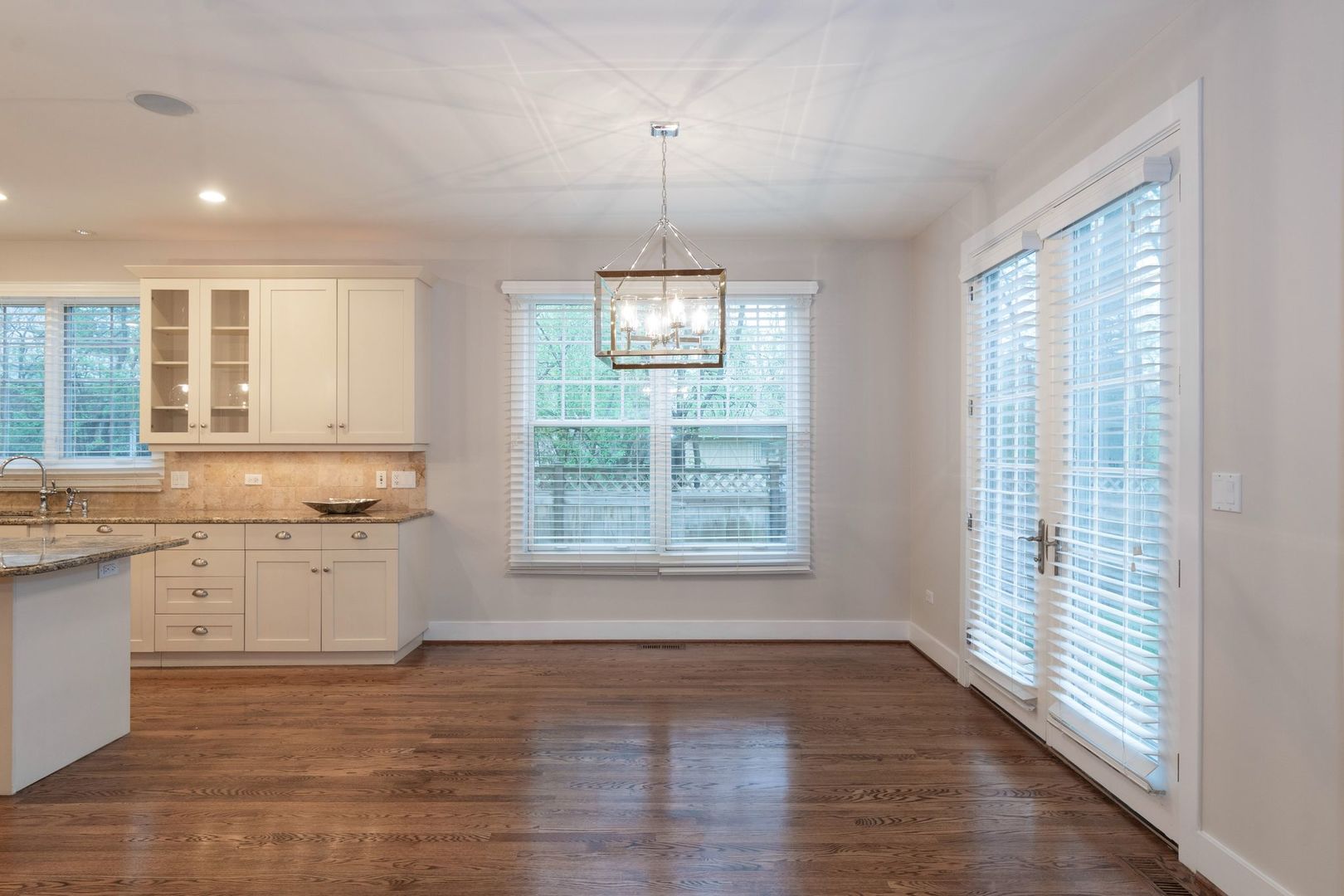1032 Kenton Road Deerfield, IL 60015 - Photo 7 of 23