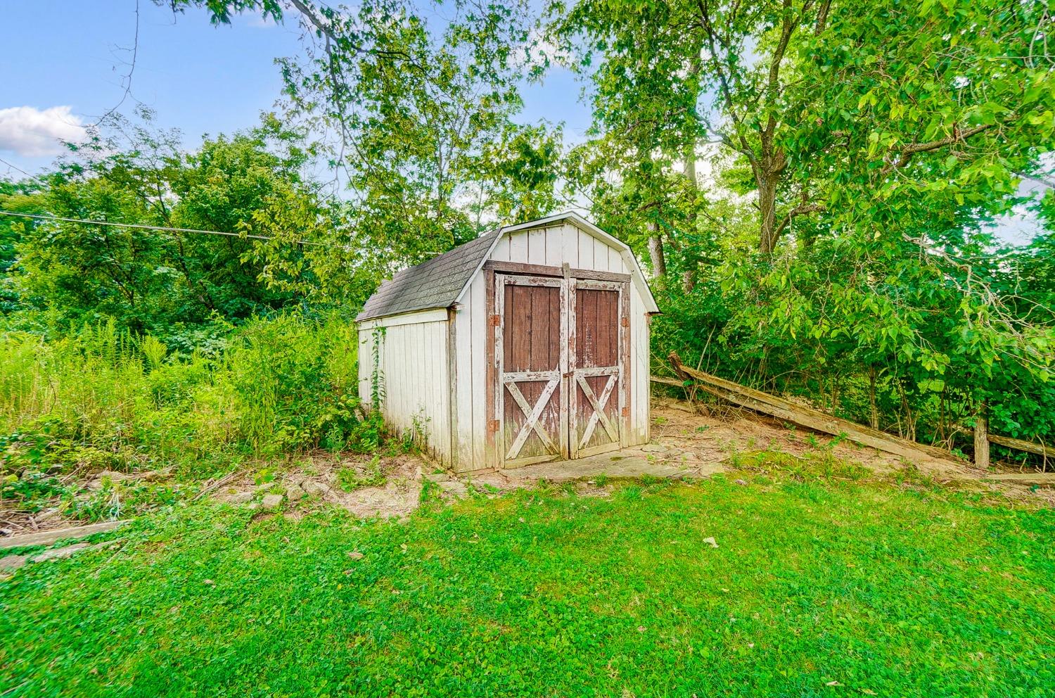 805 White Ridge Road Lawrenceburg, IN 47025 - Photo 42 of 46