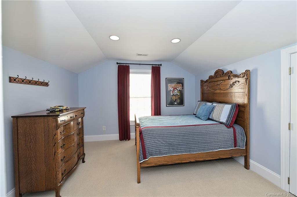 17347 Meadow Bottom Road, Unit 11 Charlotte, NC 28277 - Photo 20 of 31 Gallery Image 20