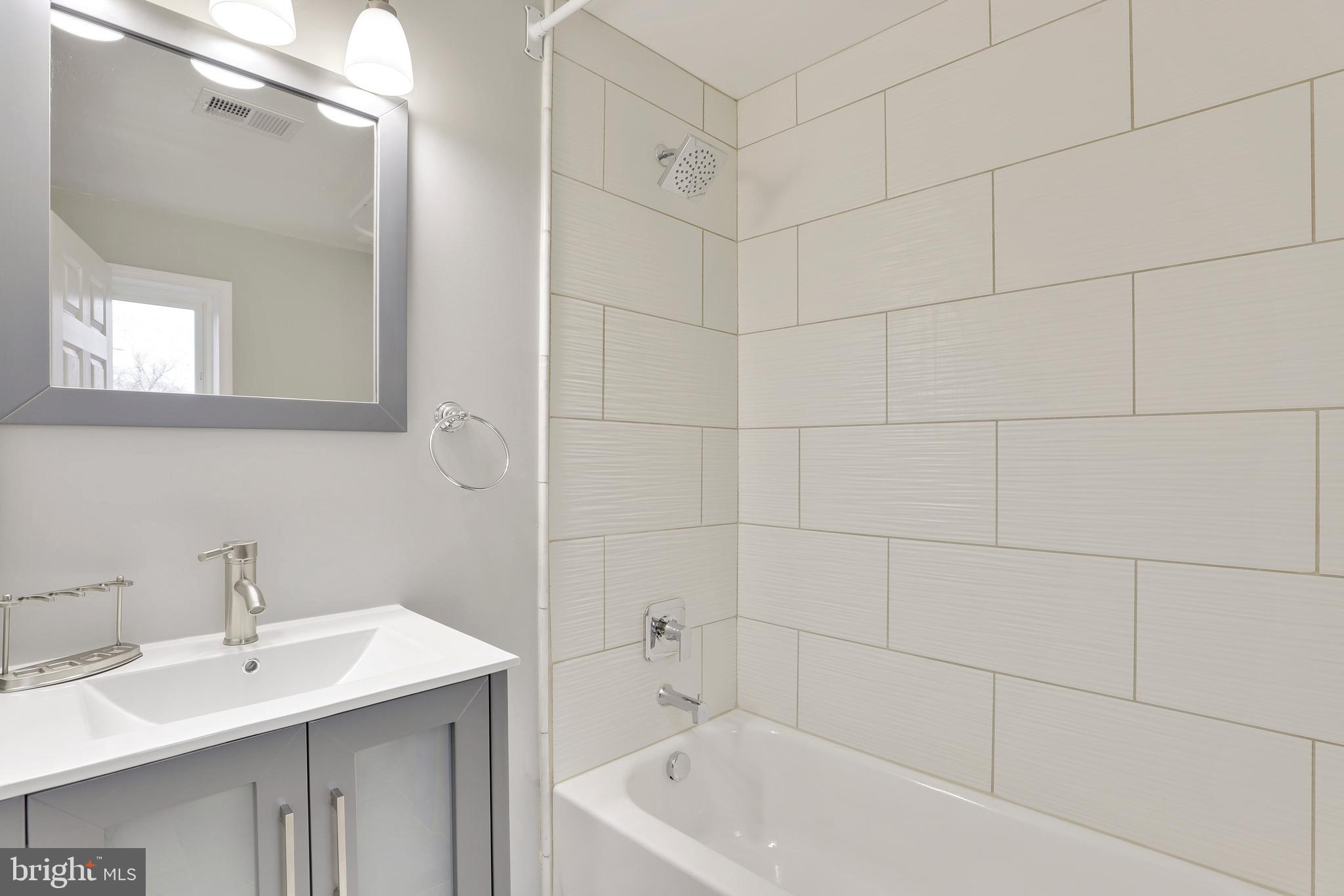 407 Silver Spring Avenue Silver Spring, MD 20910 - Photo 11 of 21