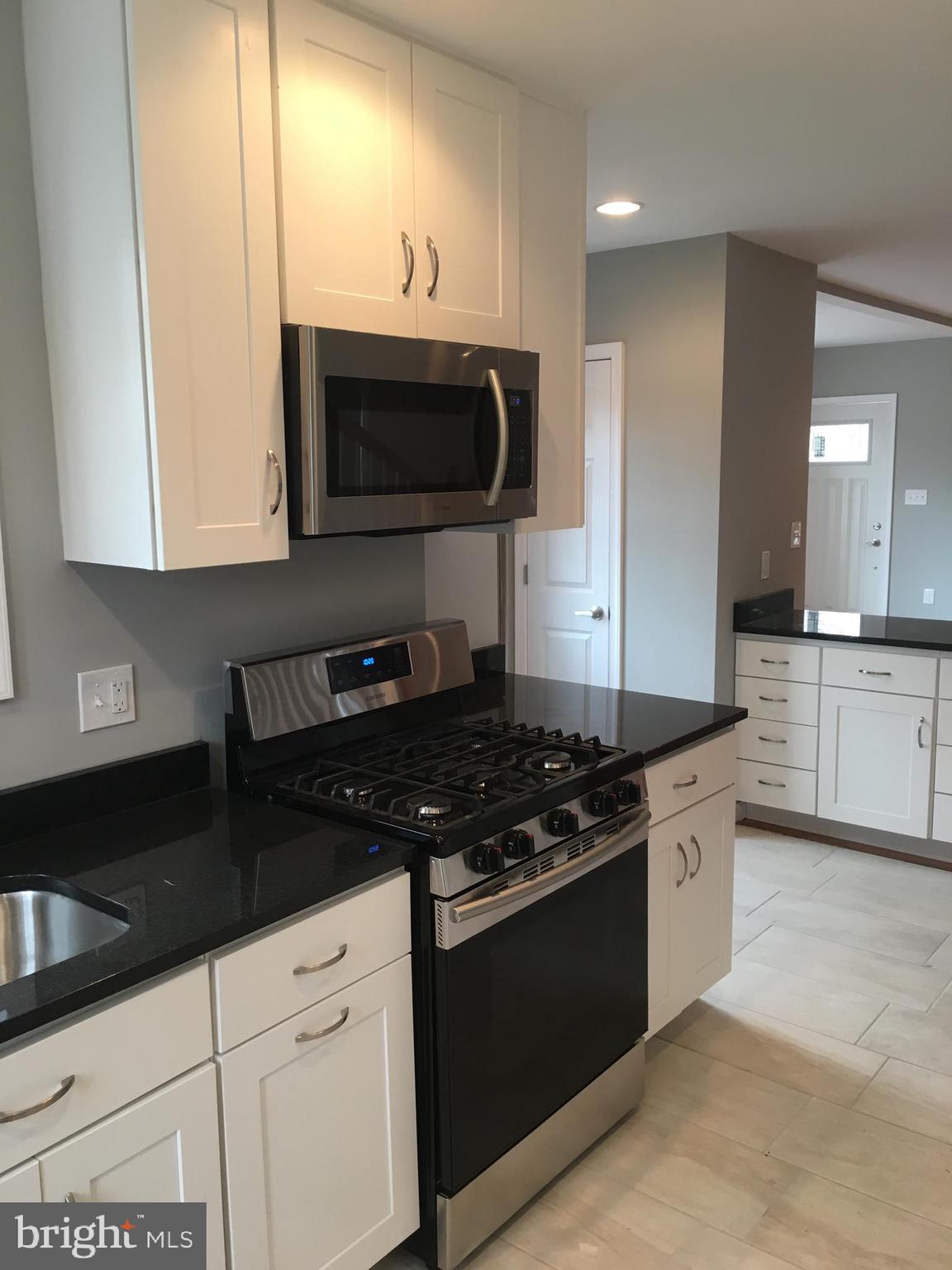 407 Silver Spring Avenue Silver Spring, MD 20910 - Photo 18 of 21