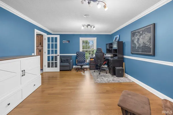 $475,000 | 303 South Washington Street, Huntingburg, IN 47542