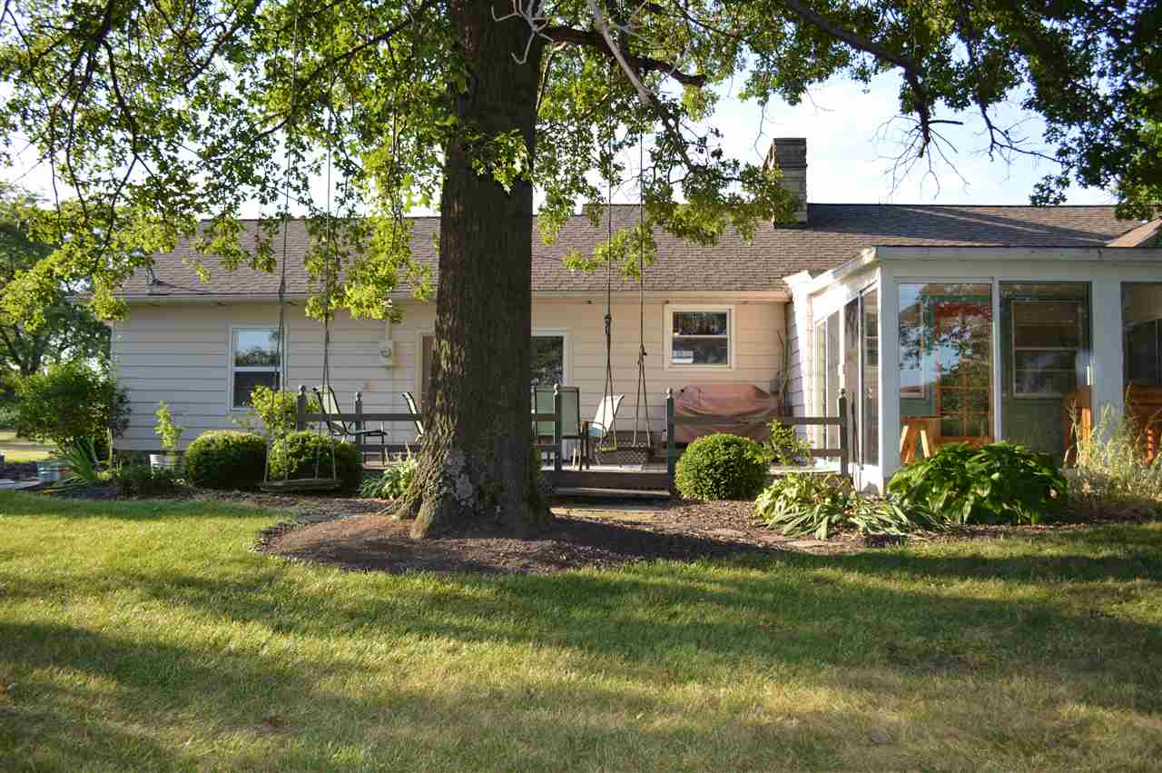 8714 Hoagland Road Hoagland, IN 46745 - Photo 3 of 24