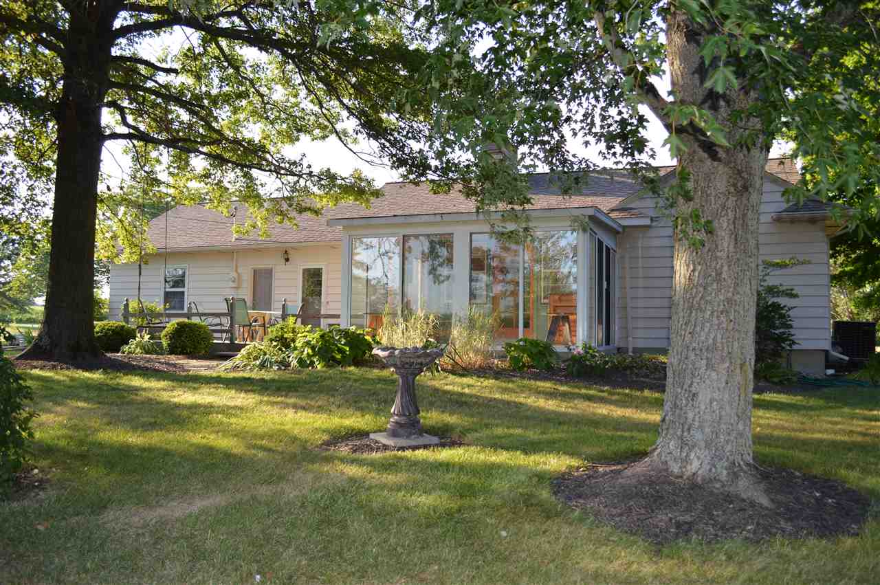 8714 Hoagland Road Hoagland, IN 46745 - Photo 4 of 24