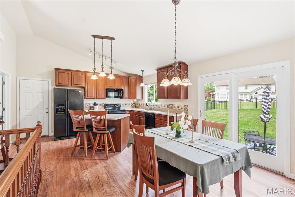 180 Jacobs Way St. Peters, MO 63376 - Photo 7 of 18