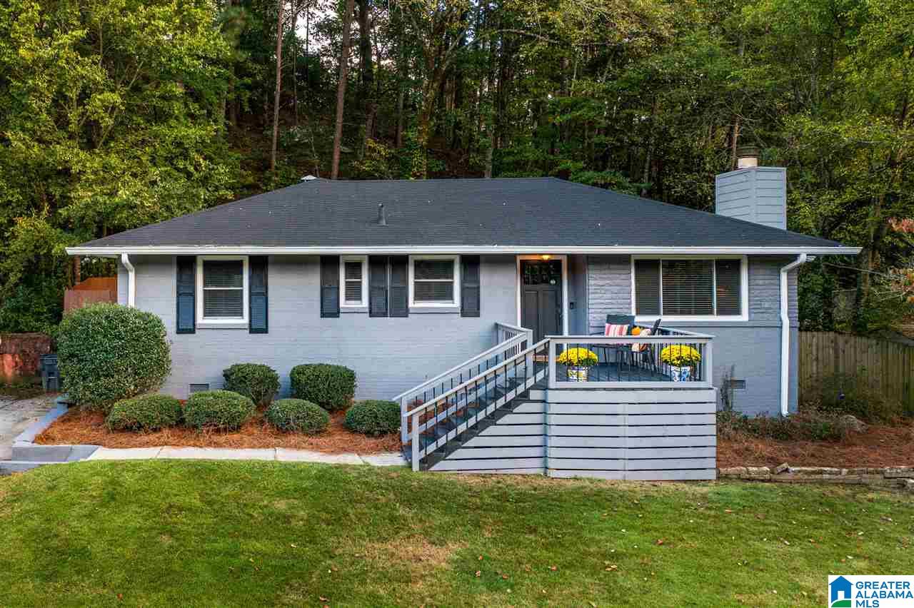 1521 Cresthill Road Birmingham, AL 35213 - Photo 1 of 40