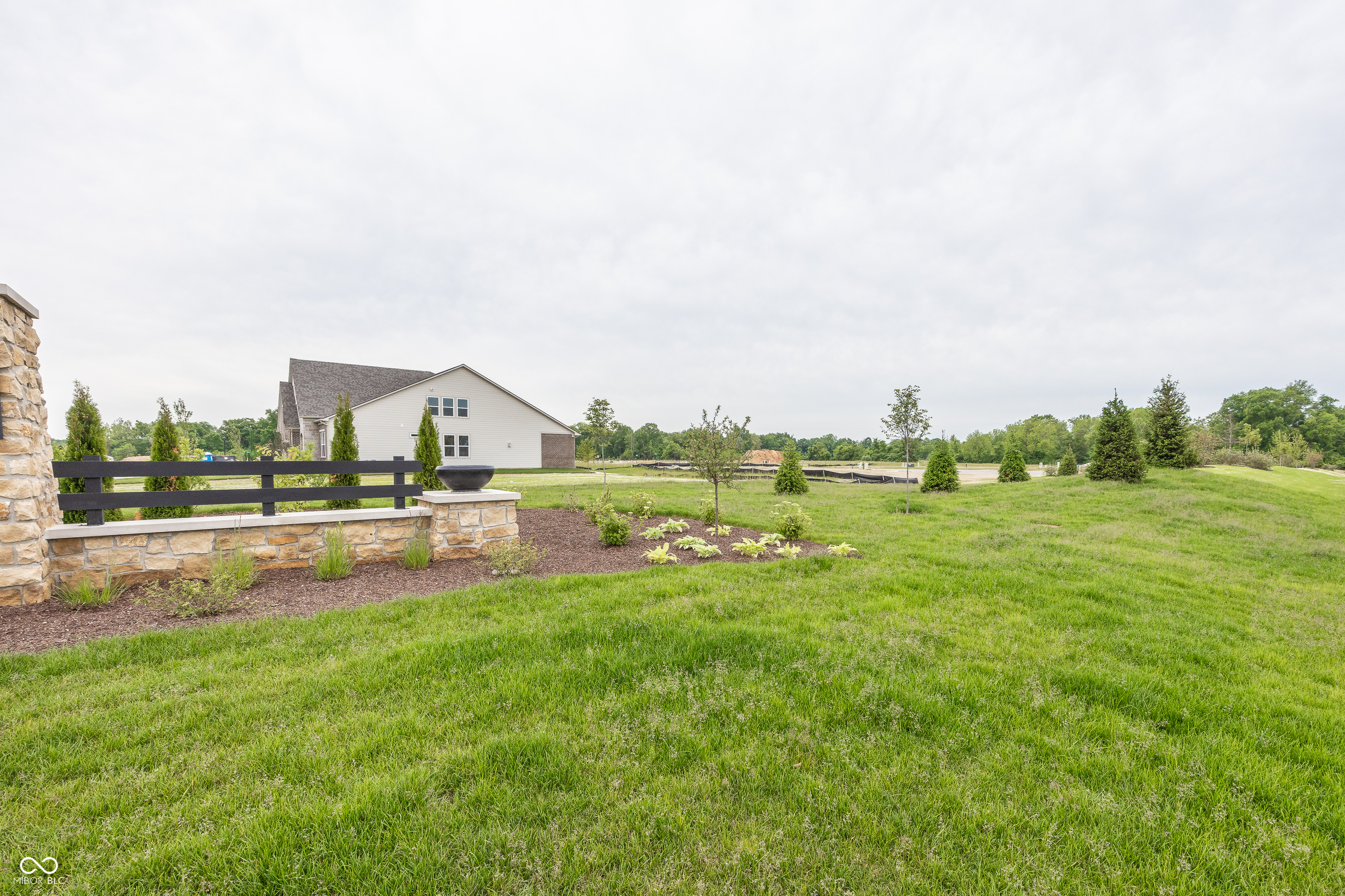 5573 Gaston Road Avon, IN 46123 - Photo 3 of 6