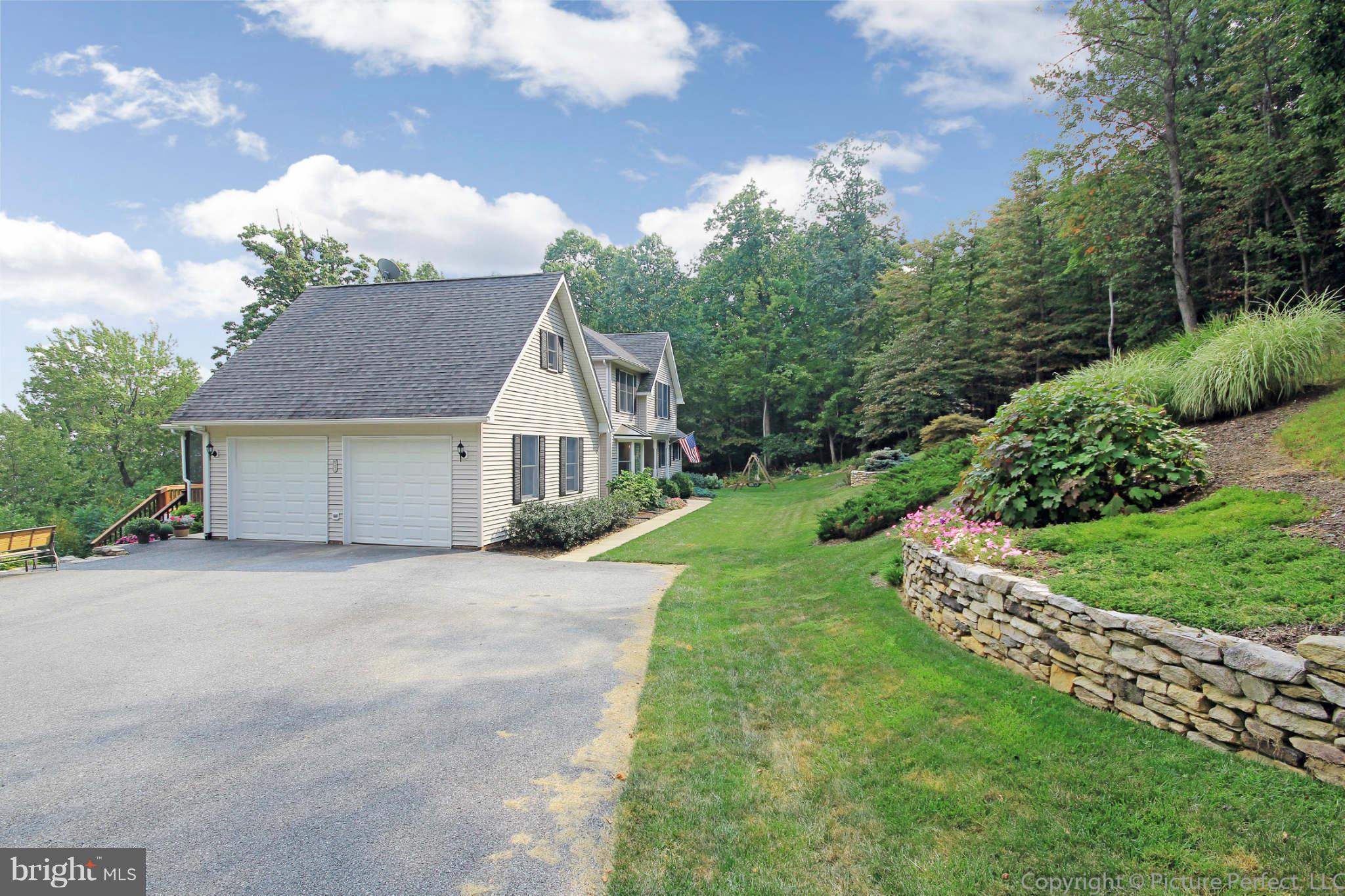 9831 Fox Road Frederick, MD 21702 - Photo 4 of 30 Approaching the Home. Note Hardscape on Right.