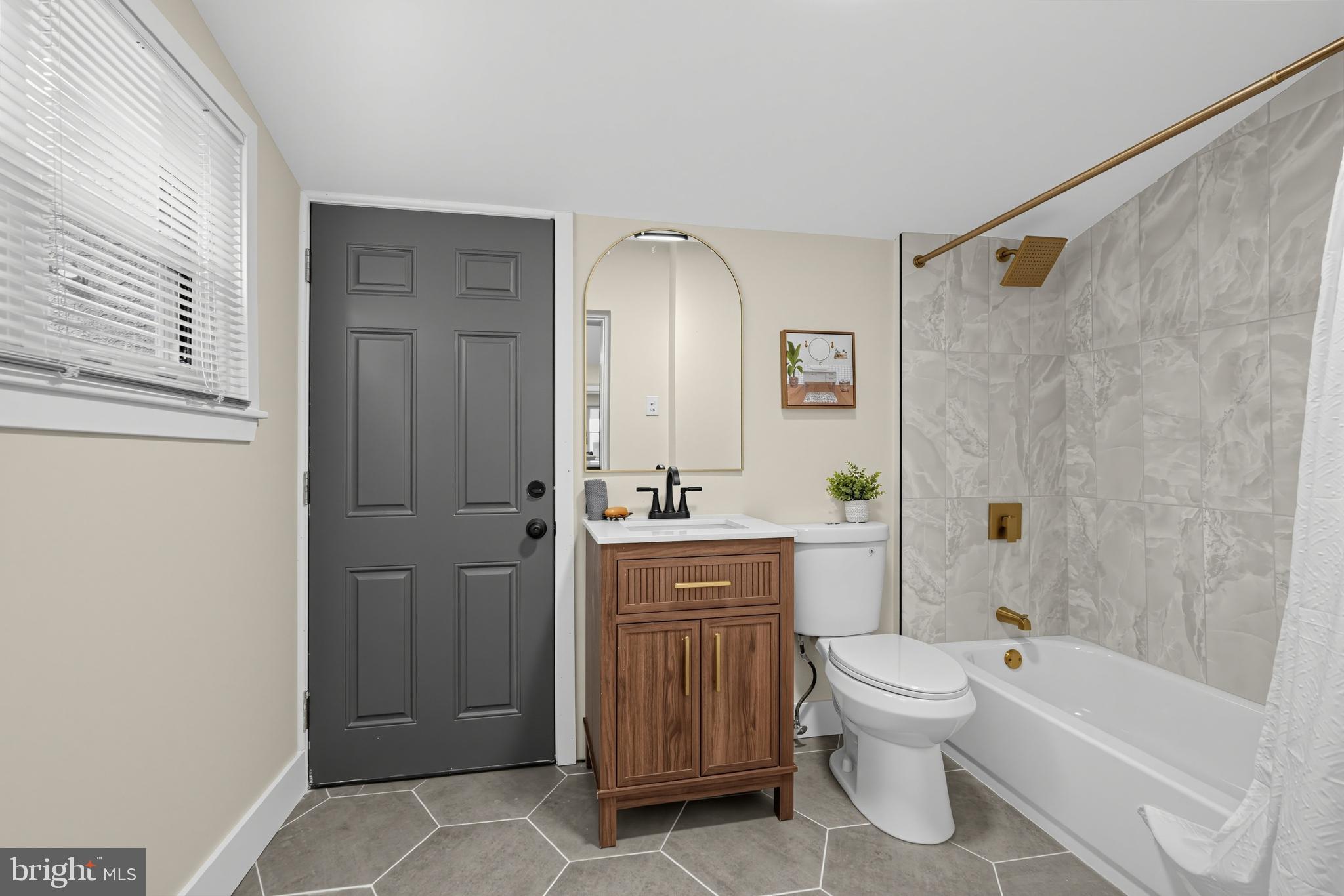 317 Vernon Road Philadelphia, PA 19119 - Photo 18 of 29 Gallery Image 18