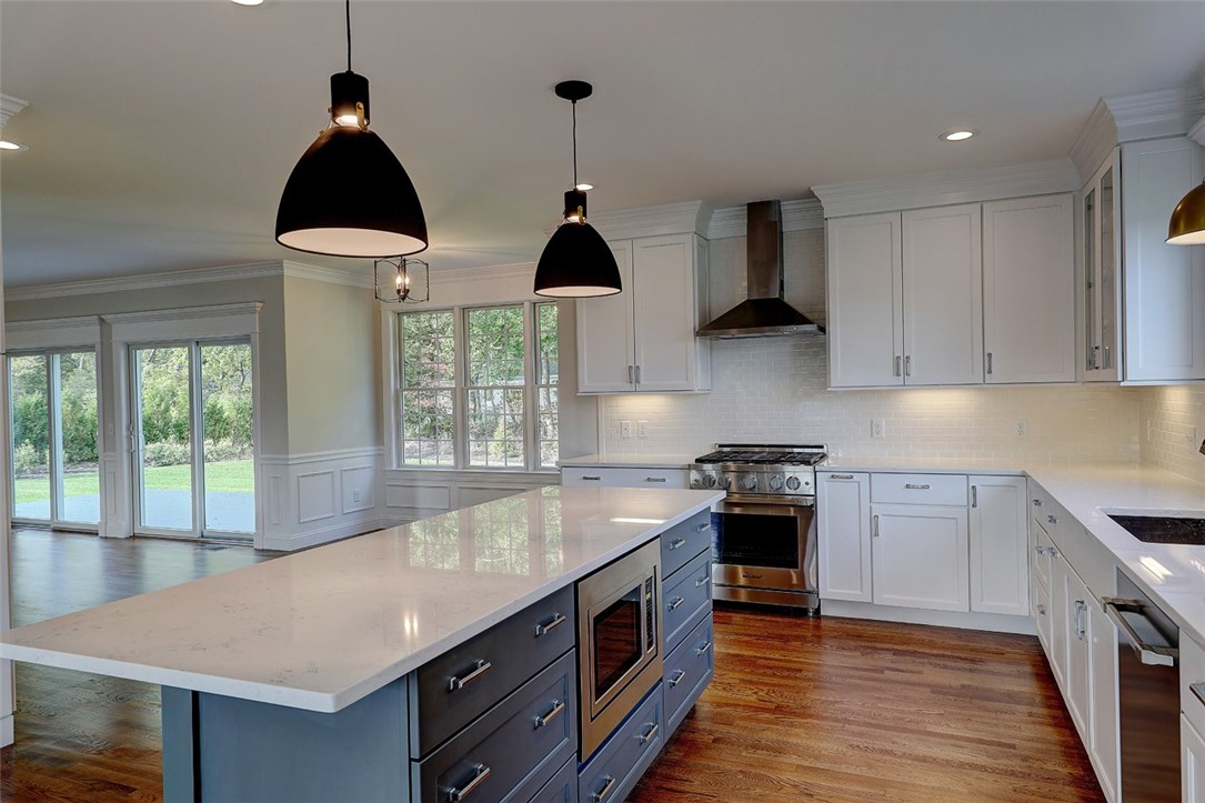 2 Fox Run Road Barrington, RI 02806 - Photo 8 of 17