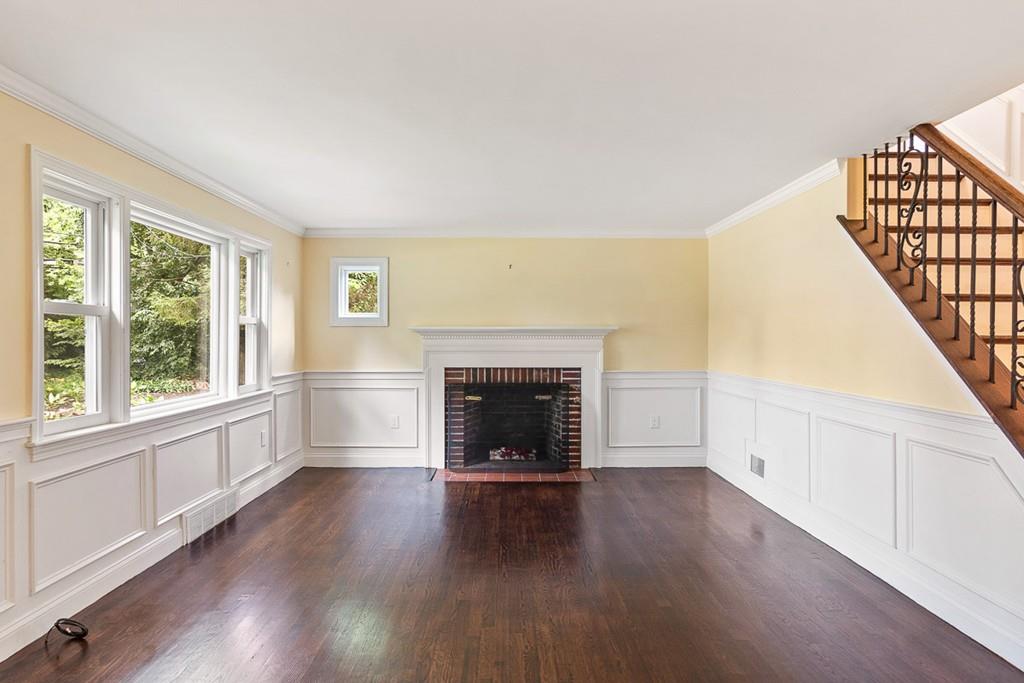 187 Topsfield Road Wenham, MA 01984 - Photo 5 of 40 Gallery Image 5