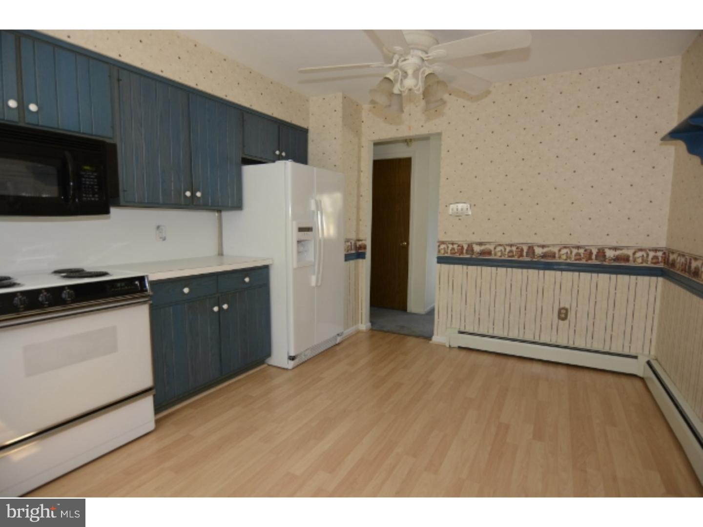 415 Calyn Drive Reading, PA 19607 - Photo 6 of 18