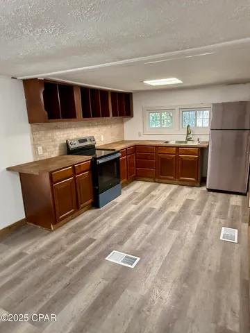 $133,000 | 5678 Hummingbird Road, Bascom, FL 32423