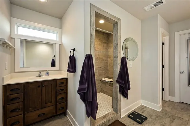 $535,000 | 1805 Northwest Tayler Court, Grain Valley, MO 64029