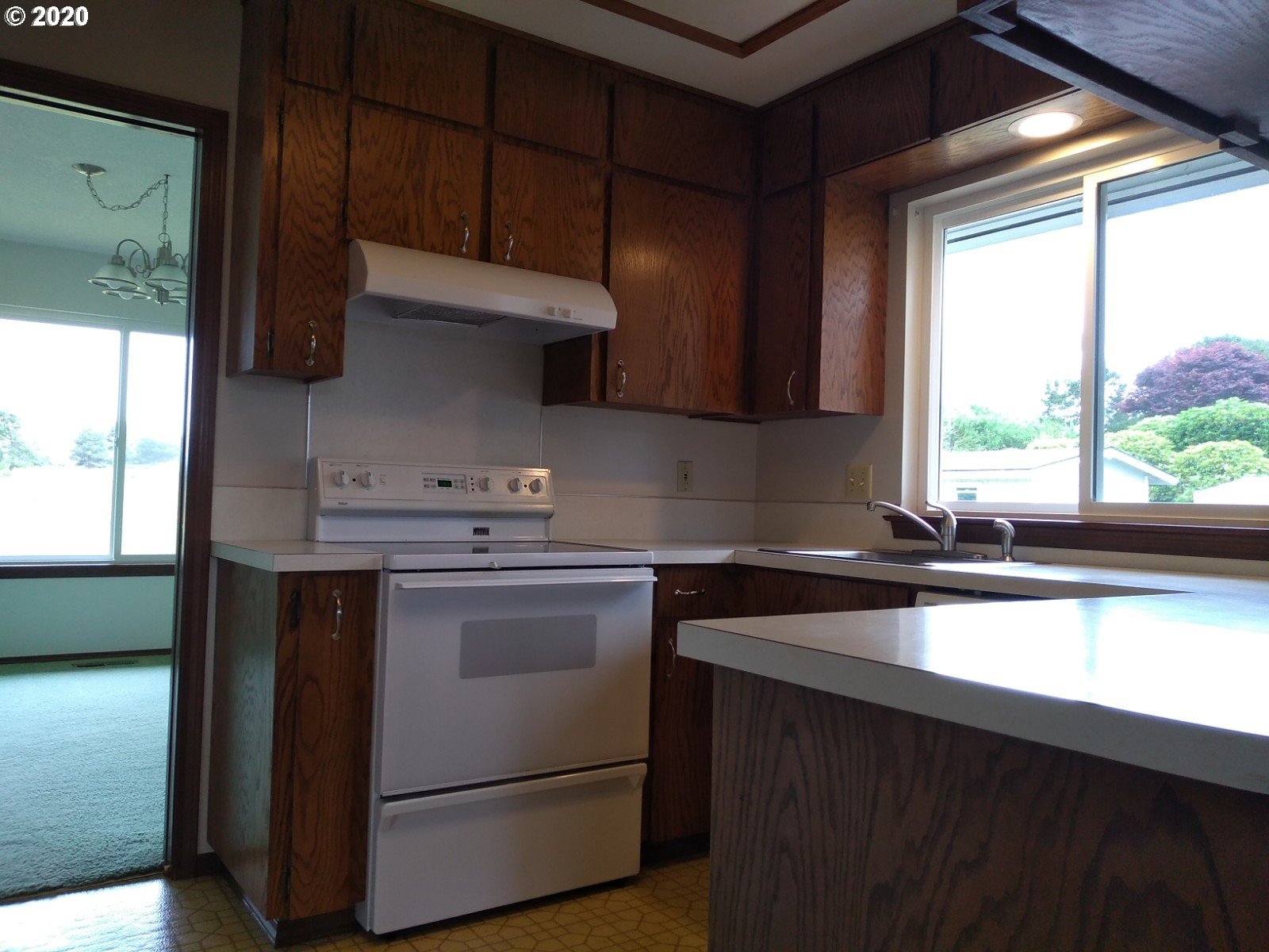 90449 Par Road Warrenton, OR 97146 - Photo 9 of 31 Gallery Image 9