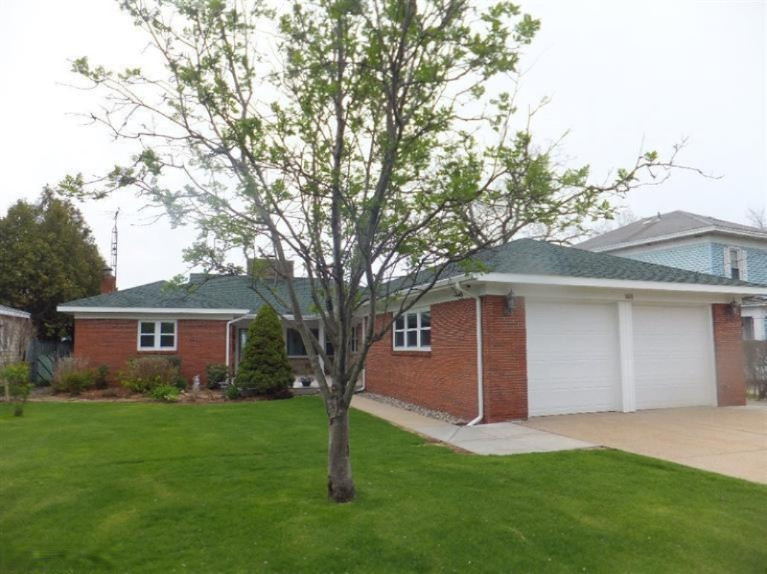1401 Ruddiman Drive Muskegon, MI 49445 - Photo 1 of 16 Primary Photo