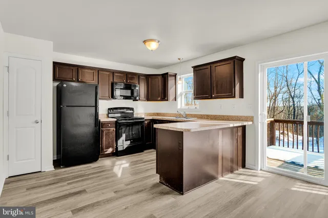 $248,000 | 865 Gregs Drive, Harrisburg, PA 17111