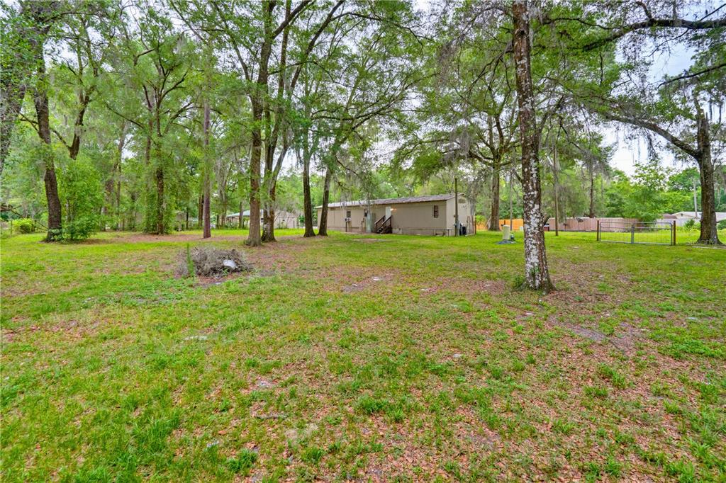 4786 Southwest 122nd Lane Webster, FL 33597 - Photo 30 of 55