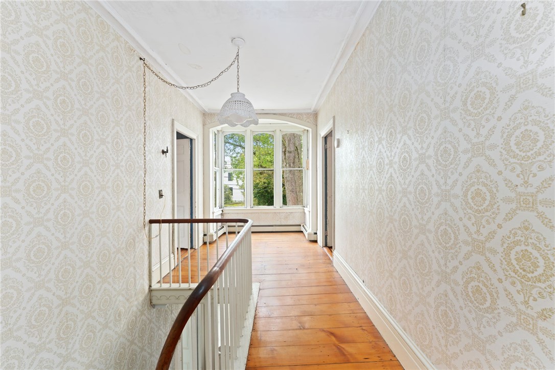 33 Liberty Street Warren, RI 02885 - Photo 5 of 50