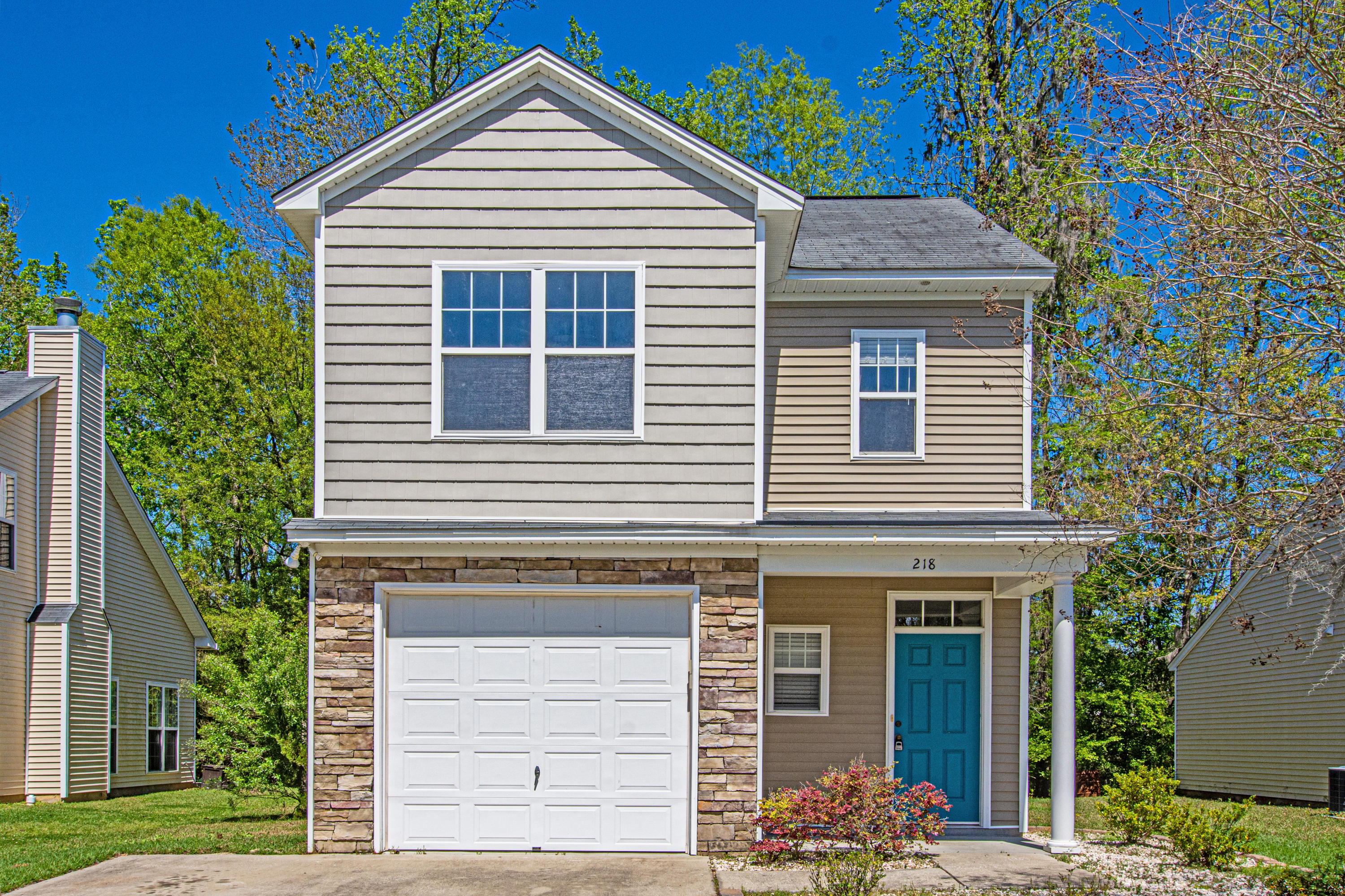 218 Island Green Road Goose Creek, SC 29445 - Photo 1 of 31 0-6