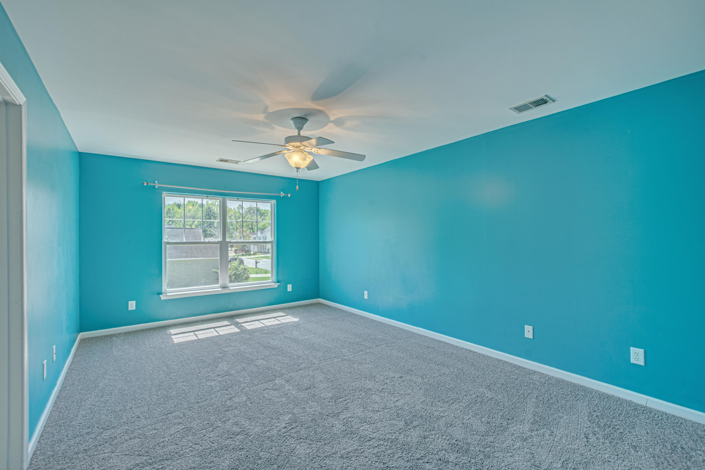 218 Island Green Road Goose Creek, SC 29445 - Photo 13 of 31 1