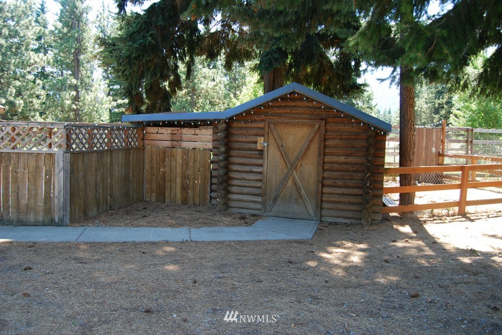 980 Groeschell Road Cle Elum, WA 98922 - Photo 8 of 20 Gallery Image 8
