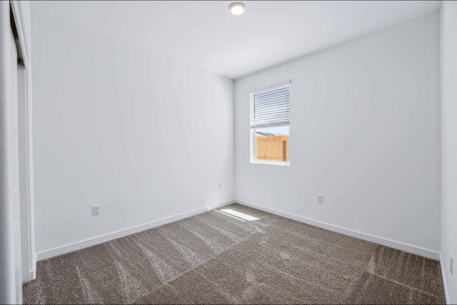 604 Riley Avenue, Unit 191 Chowchilla, CA 93610 - Photo 5 of 27 Gallery Image 5