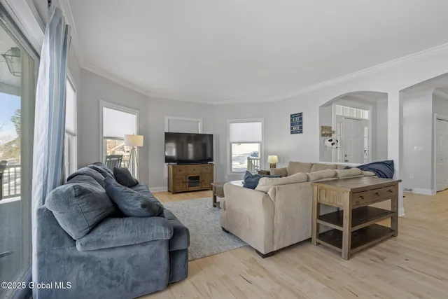 $2,279,000 | 736 Highway 9P, Saratoga Springs, NY 12866