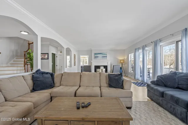 $2,279,000 | 736 Highway 9P, Saratoga Springs, NY 12866