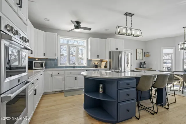 $2,279,000 | 736 Highway 9P, Saratoga Springs, NY 12866