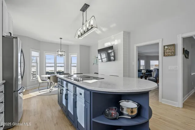 $2,279,000 | 736 Highway 9P, Saratoga Springs, NY 12866