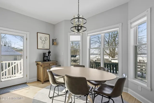 $2,279,000 | 736 Highway 9P, Saratoga Springs, NY 12866