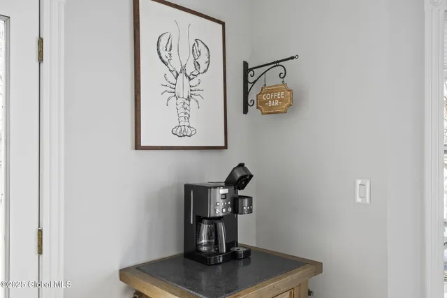 $2,279,000 | 736 Highway 9P, Saratoga Springs, NY 12866