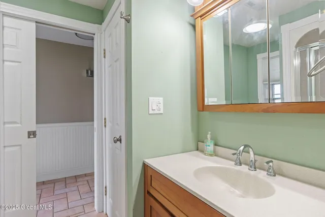 $2,279,000 | 736 Highway 9P, Saratoga Springs, NY 12866