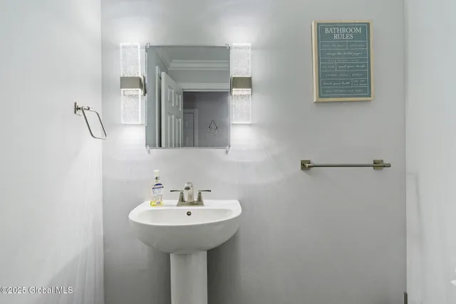 $2,279,000 | 736 Highway 9P, Saratoga Springs, NY 12866