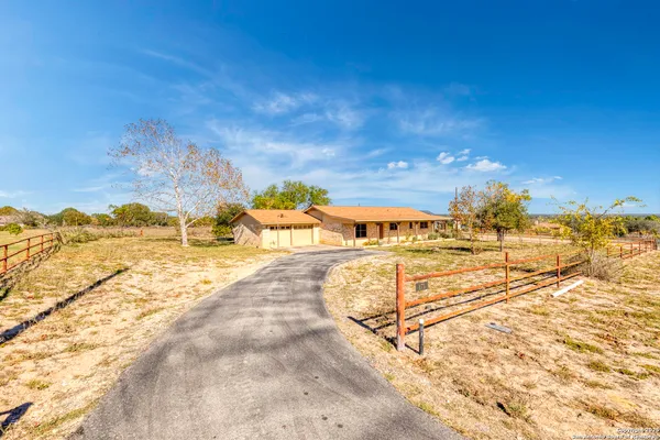 $349,900 | 171 Big Oak Drive, Adkins, TX 78101