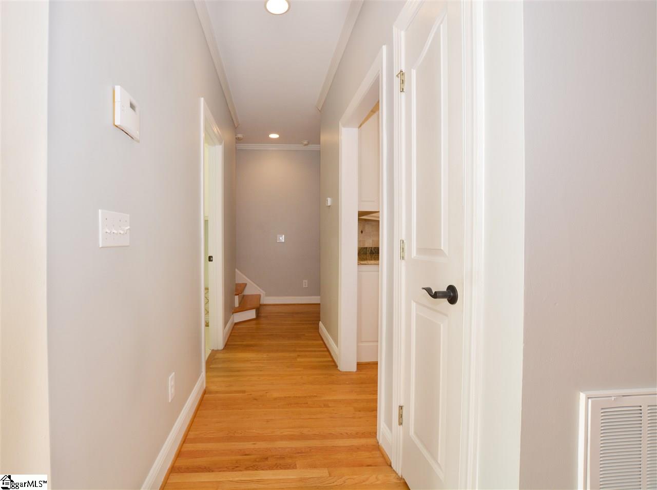 402 Park Ridge Circle Greer, SC 29651 - Photo 18 of 36 Gallery Image 18