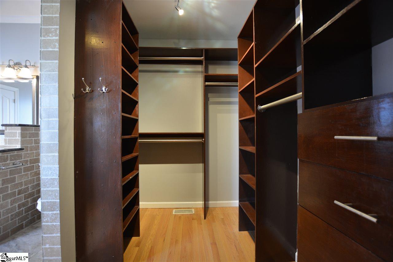 402 Park Ridge Circle Greer, SC 29651 - Photo 25 of 36 Gallery Image 25