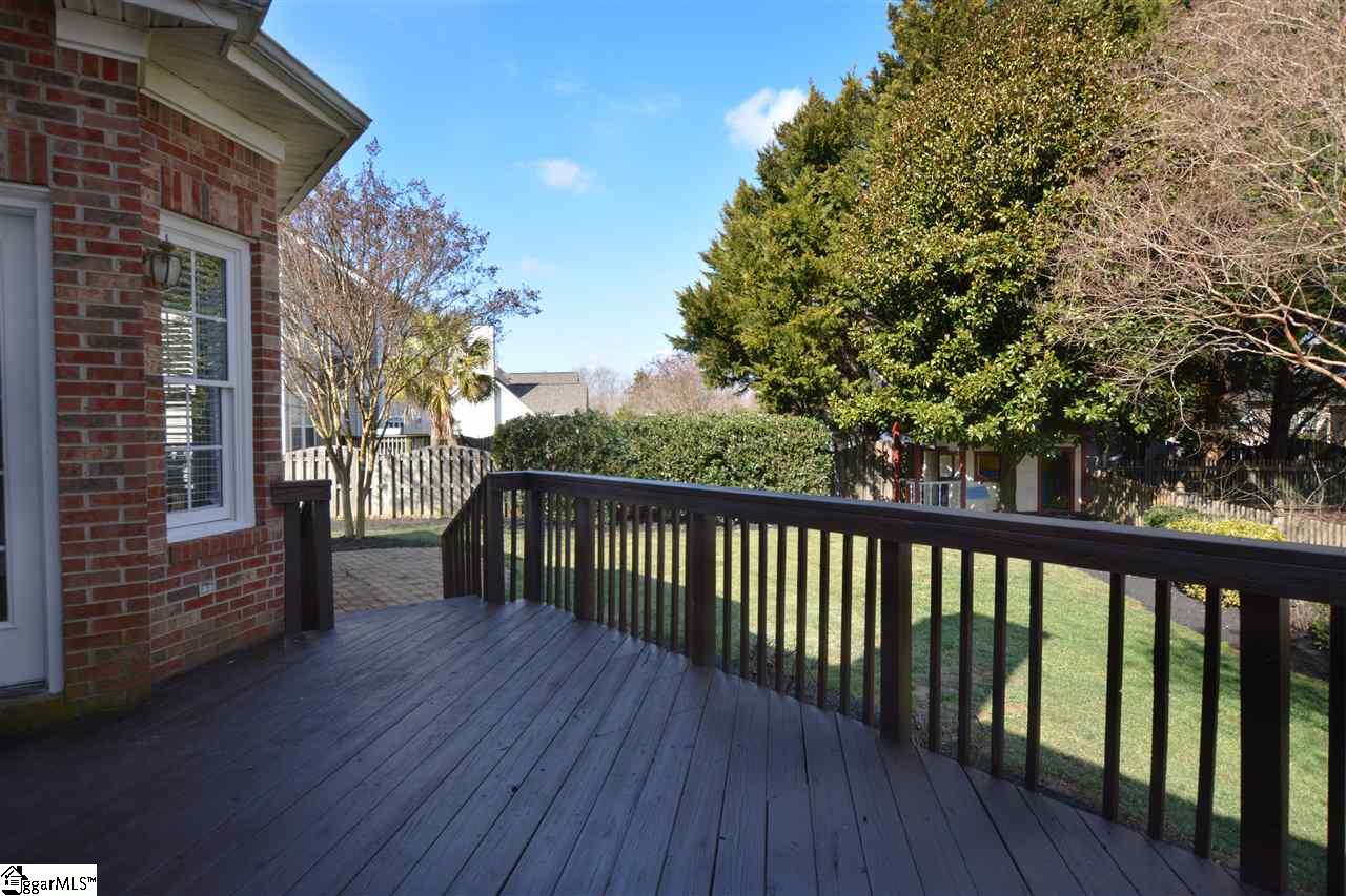 402 Park Ridge Circle Greer, SC 29651 - Photo 6 of 36 Gallery Image 6