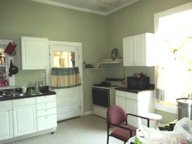 913 South State Street Raleigh, NC 27601 - Photo 4 of 7 Kitchen