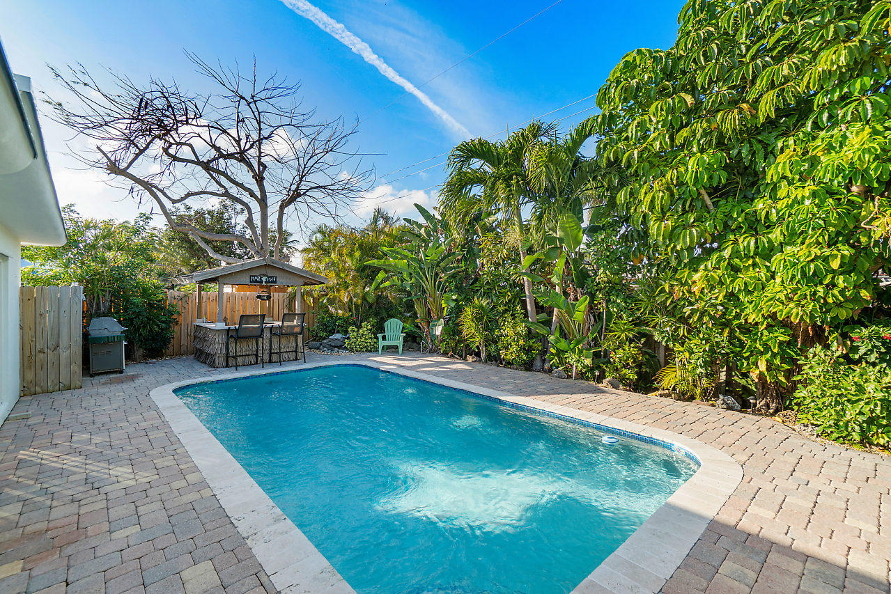 455 Northeast 28th Terrace Boca Raton, FL 33431 - Photo 23 of 31 Pool