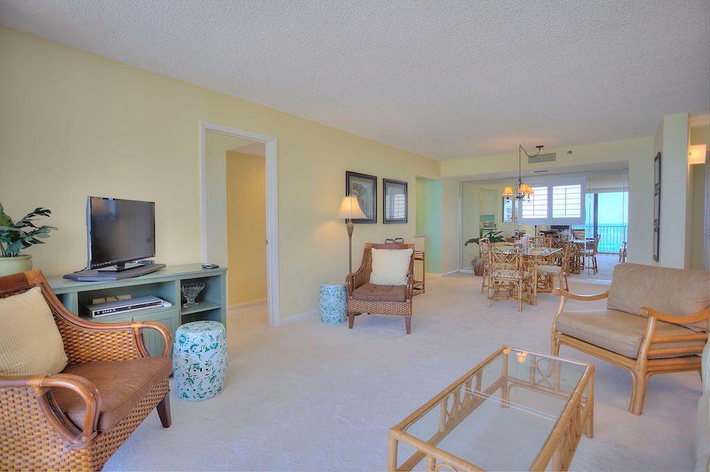 300 Ocean Trail Way, Unit 805 Jupiter, FL 33477 - Photo 9 of 27 living-dining