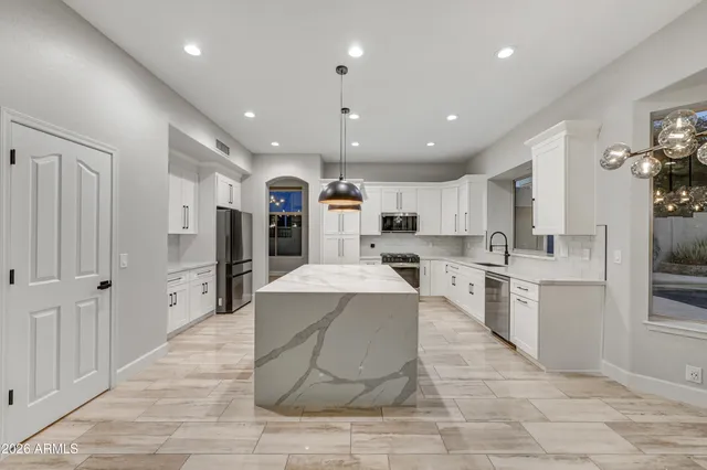 $975,000 | 4564 East Chisum Trail, Phoenix, AZ 85050