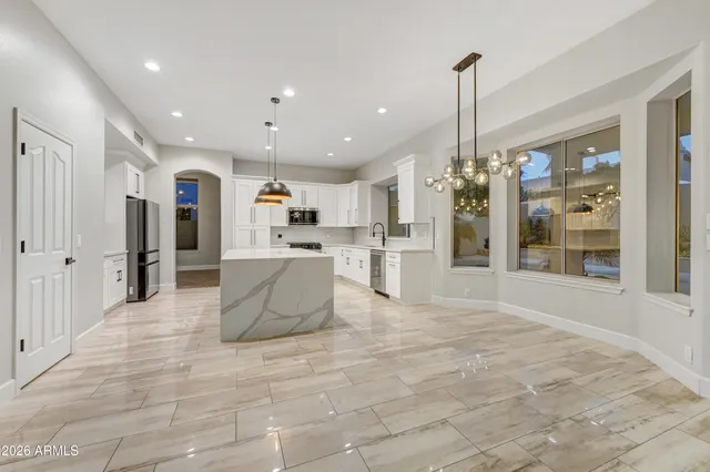 $975,000 | 4564 East Chisum Trail, Phoenix, AZ 85050